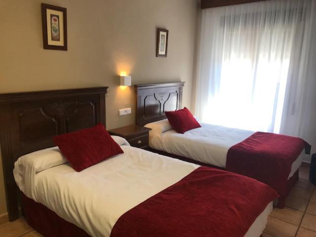 Hotel Patri วูเอสการ์ ภายนอก รูปภาพ